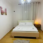 - Apartman