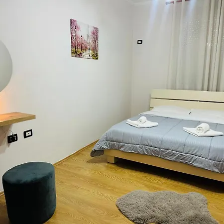 - Apartmán Tirana