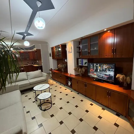 Appartamento - *